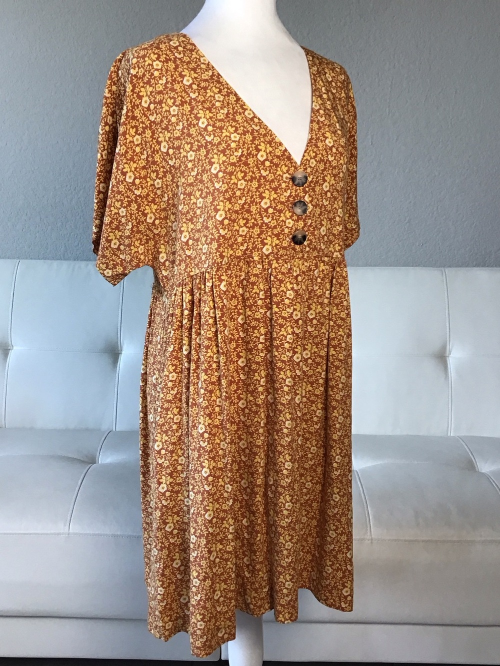 Madewell Mustard Floral V-Neck Button Front Dress - Picture 2 of 11